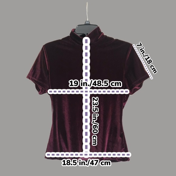 Red velvety top - Picture 2 of 2